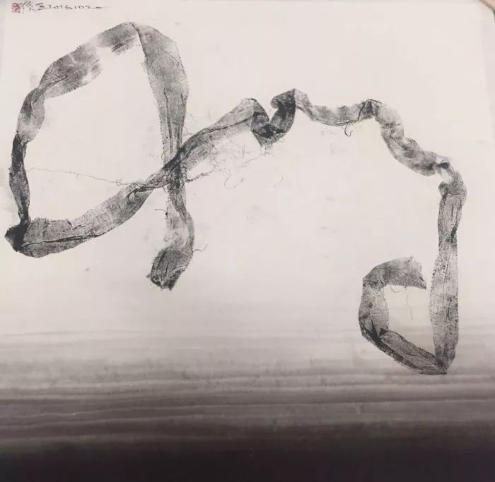 痕·象161020,纸本水墨拓印,69×69cm,2016年